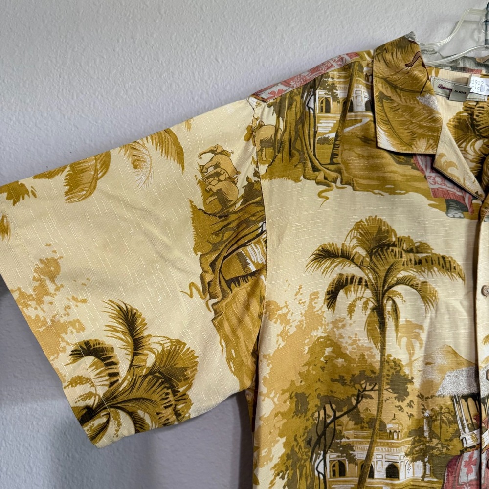 Tommy Bahama Hawaiian Shirt Men Large 100% Silk Elephant Palm Tree‎ Print Casual - Picture 5 of 9